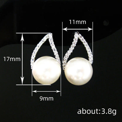 Delicate Artisan Pearl Earring