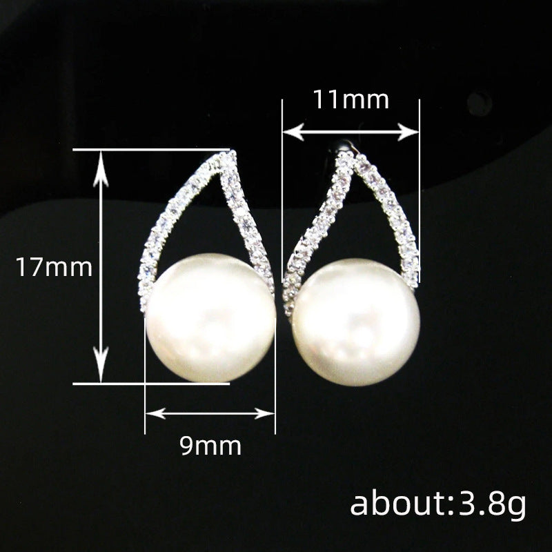 Delicate Artisan Pearl Earring