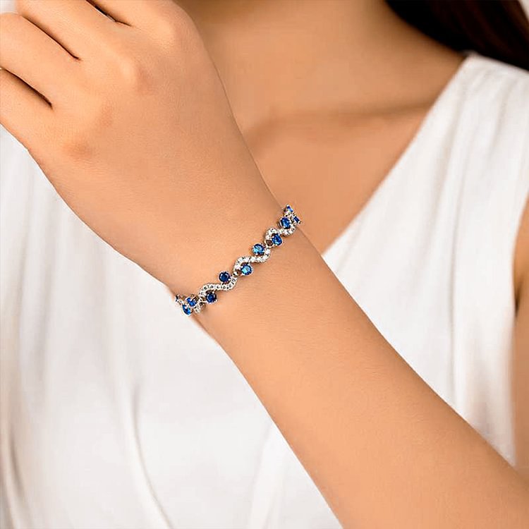 Beautiful Bracelet with Unique Style
