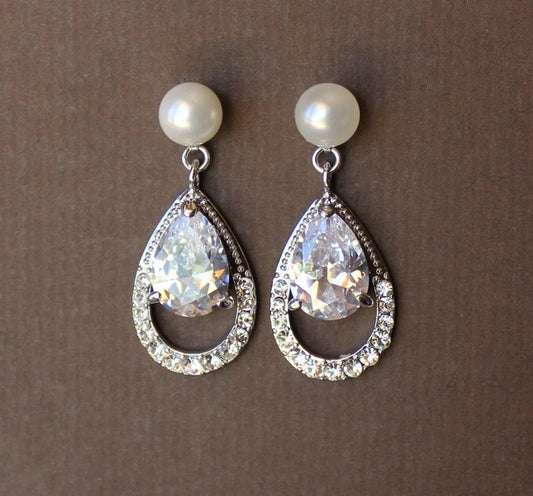 Stunning Earring for Daily Wear