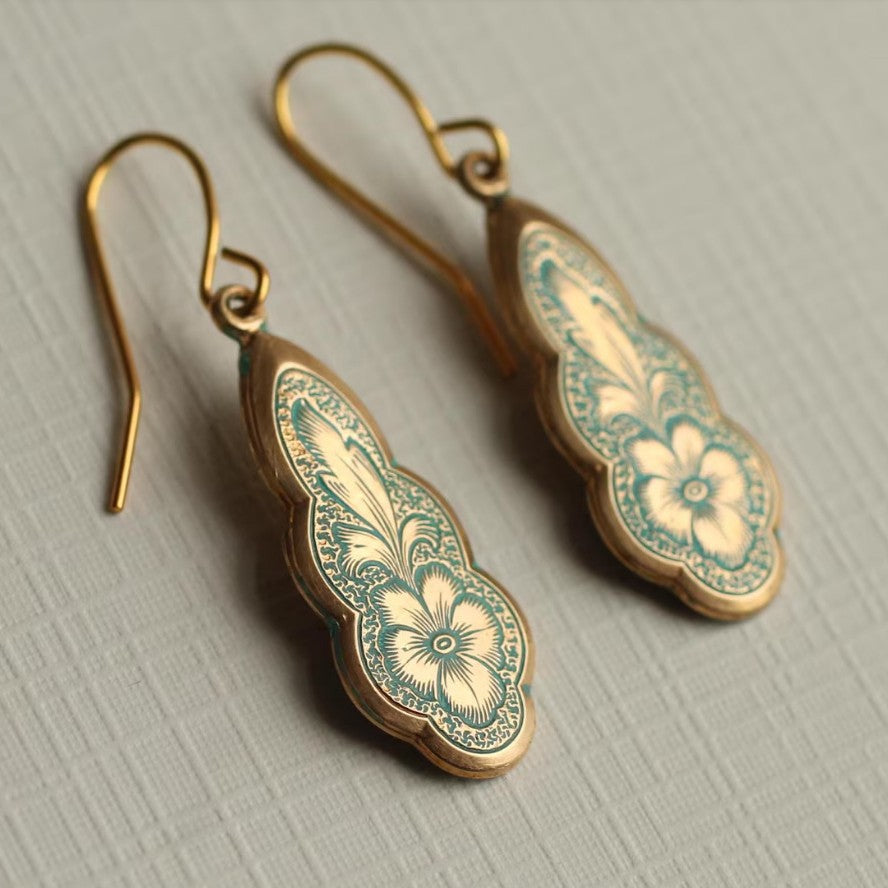 Vintage Handmade Earring