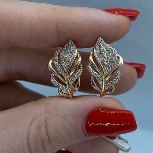 Charming Earring for Any Occasion
