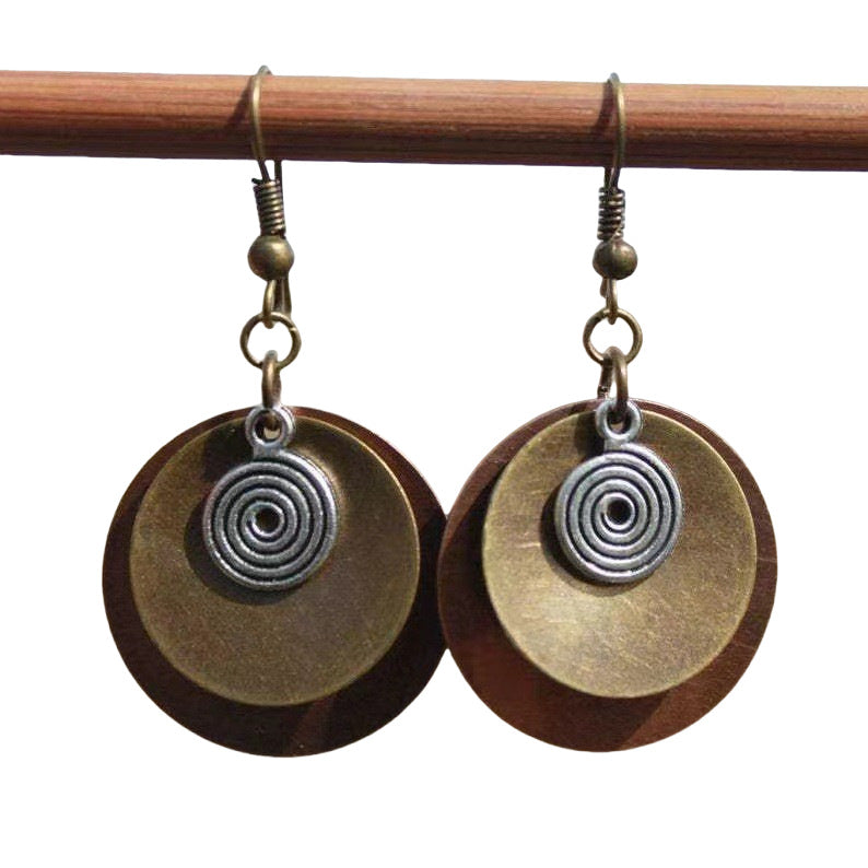 Charming Earring for Any Occasion