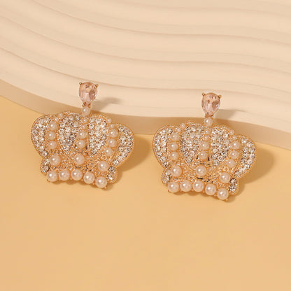 Charming Pearl Earring for Any Occasion