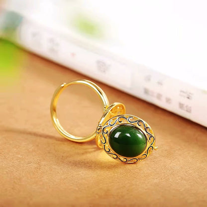 Classic Gold Ring with Timeless Appeal