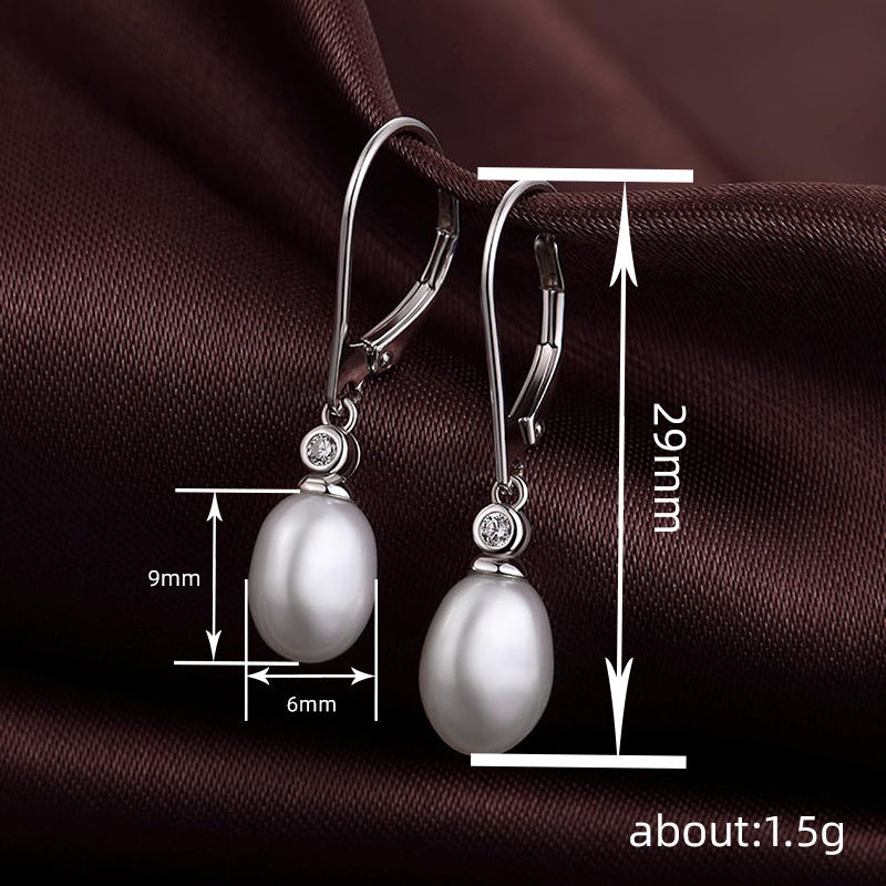 Beautiful Pearl Earring with Unique Style