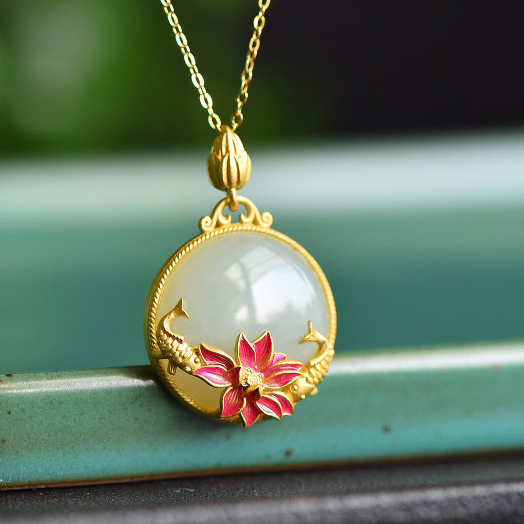 Elegant Gold Necklace for Every Occasion