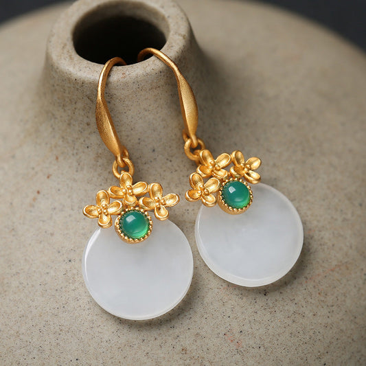 Elegant Gold Earring for Every Occasion