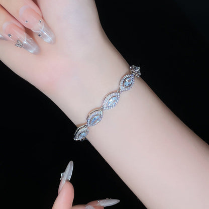 Stunning Bracelet for Daily Wear
