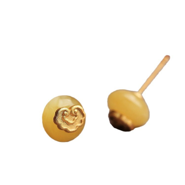 Beautiful Gold Earring with Unique Style
