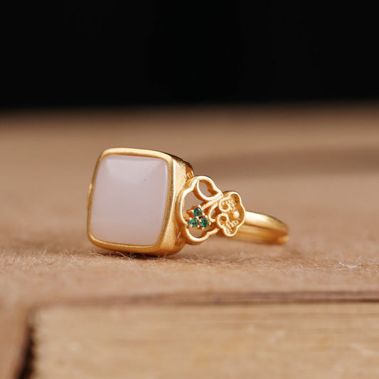 Romantic Gold Ring for Special Moments