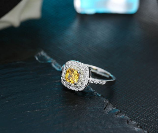 Classic Ring with Timeless Appeal