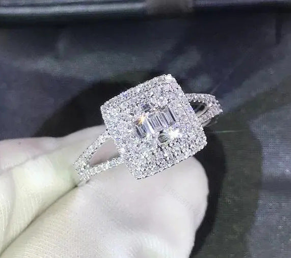 Stunning Ring for Daily Wear