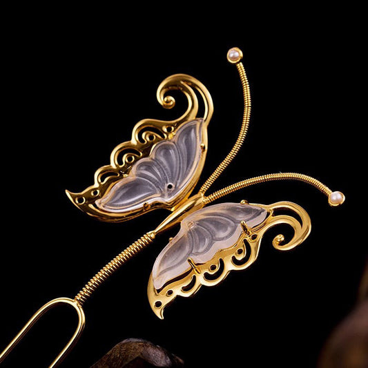 Classic Gold Piece with Timeless Appeal