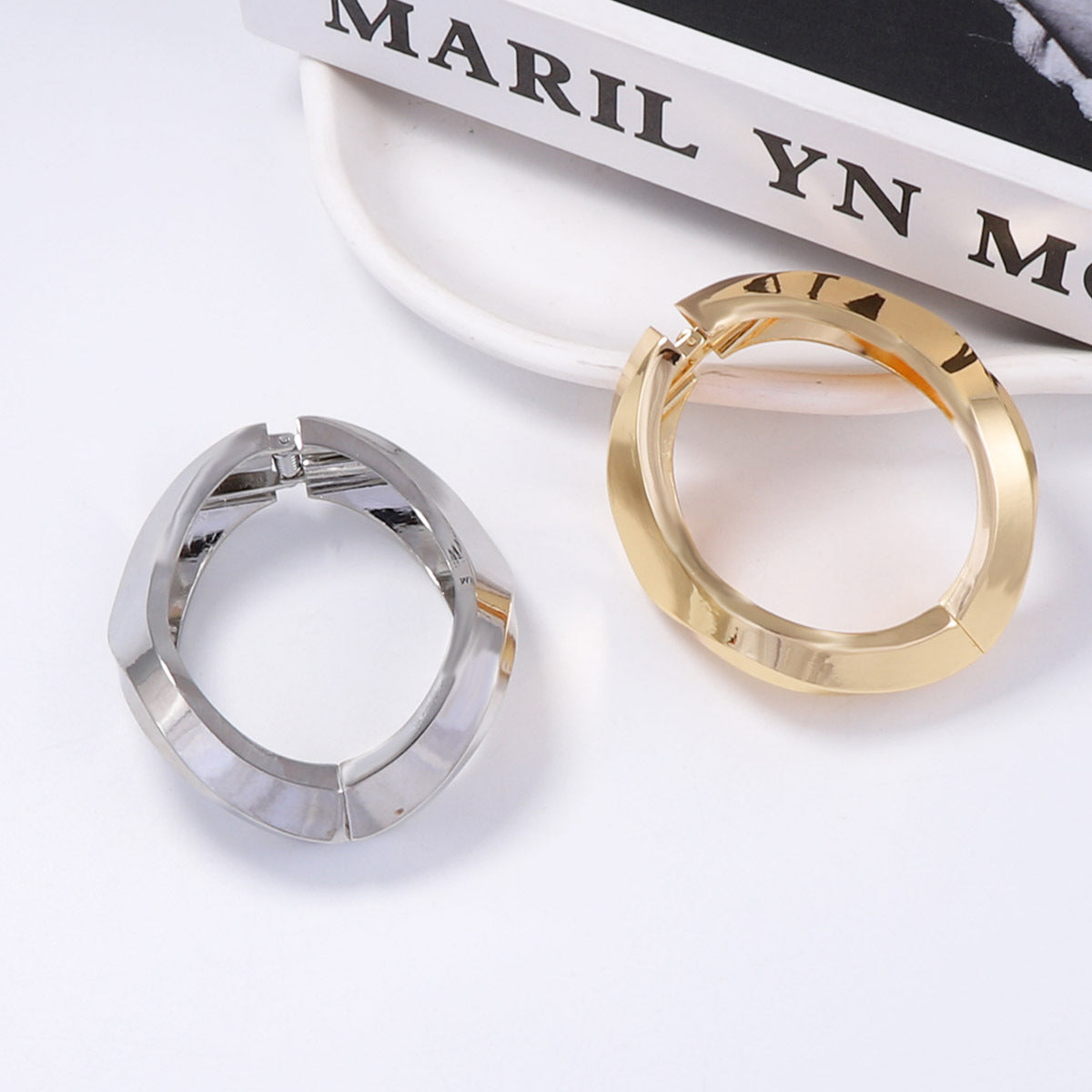 Classic Bracelet with Timeless Appeal