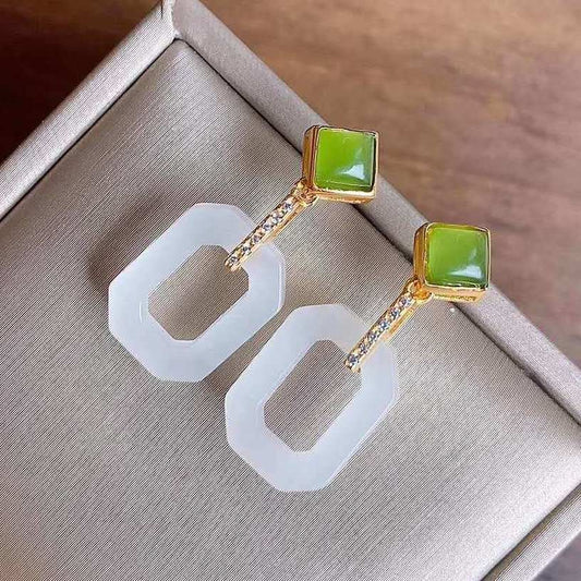 Stunning Silver Pendant for Daily Wear
