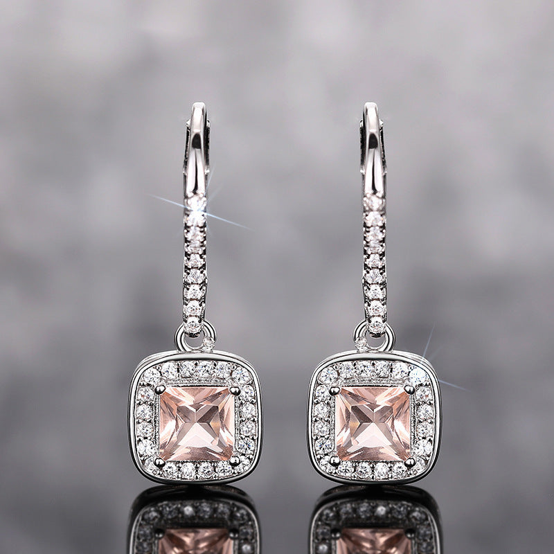 Charming Piece for Any Occasion