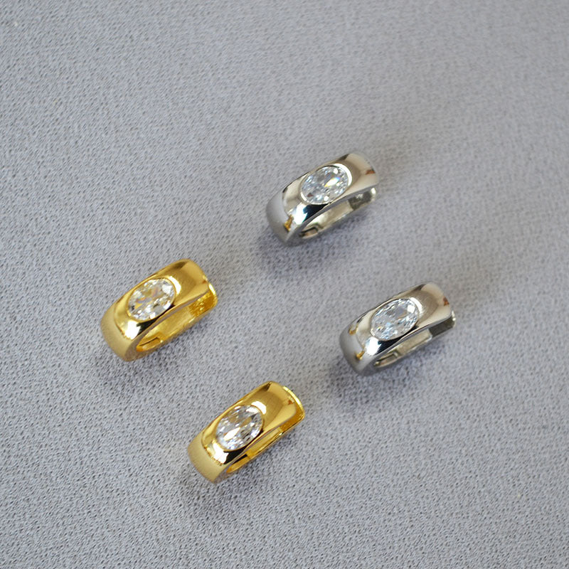 Vintage Handmade Gold Earring