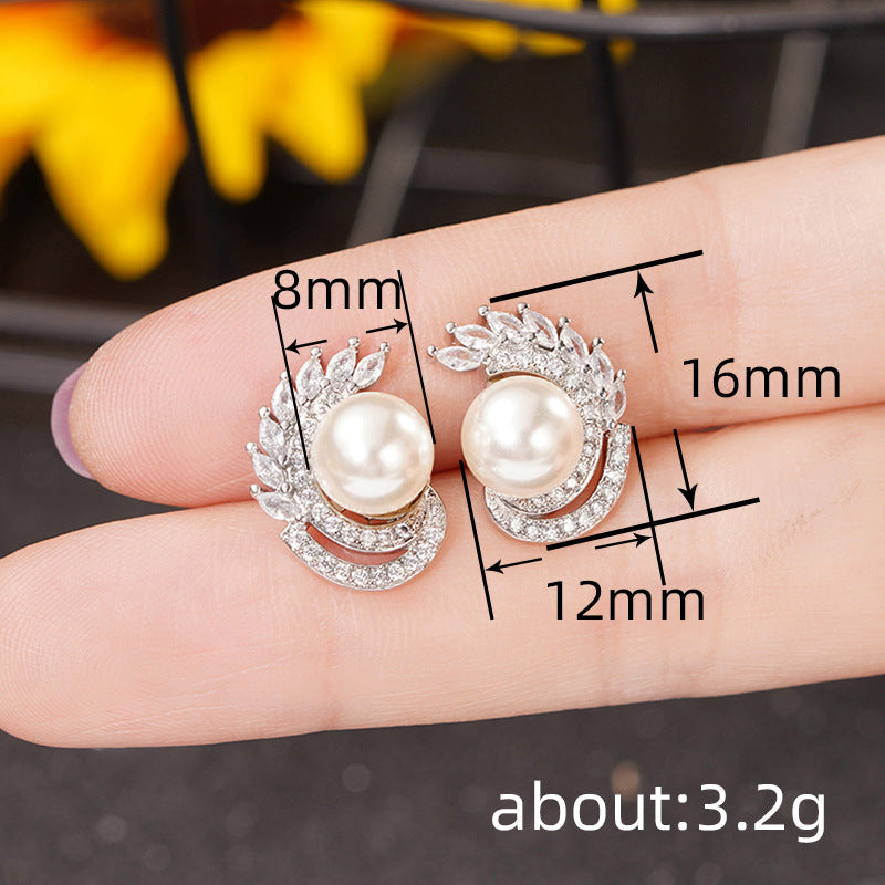 Stunning Pearl Earring for Daily Wear