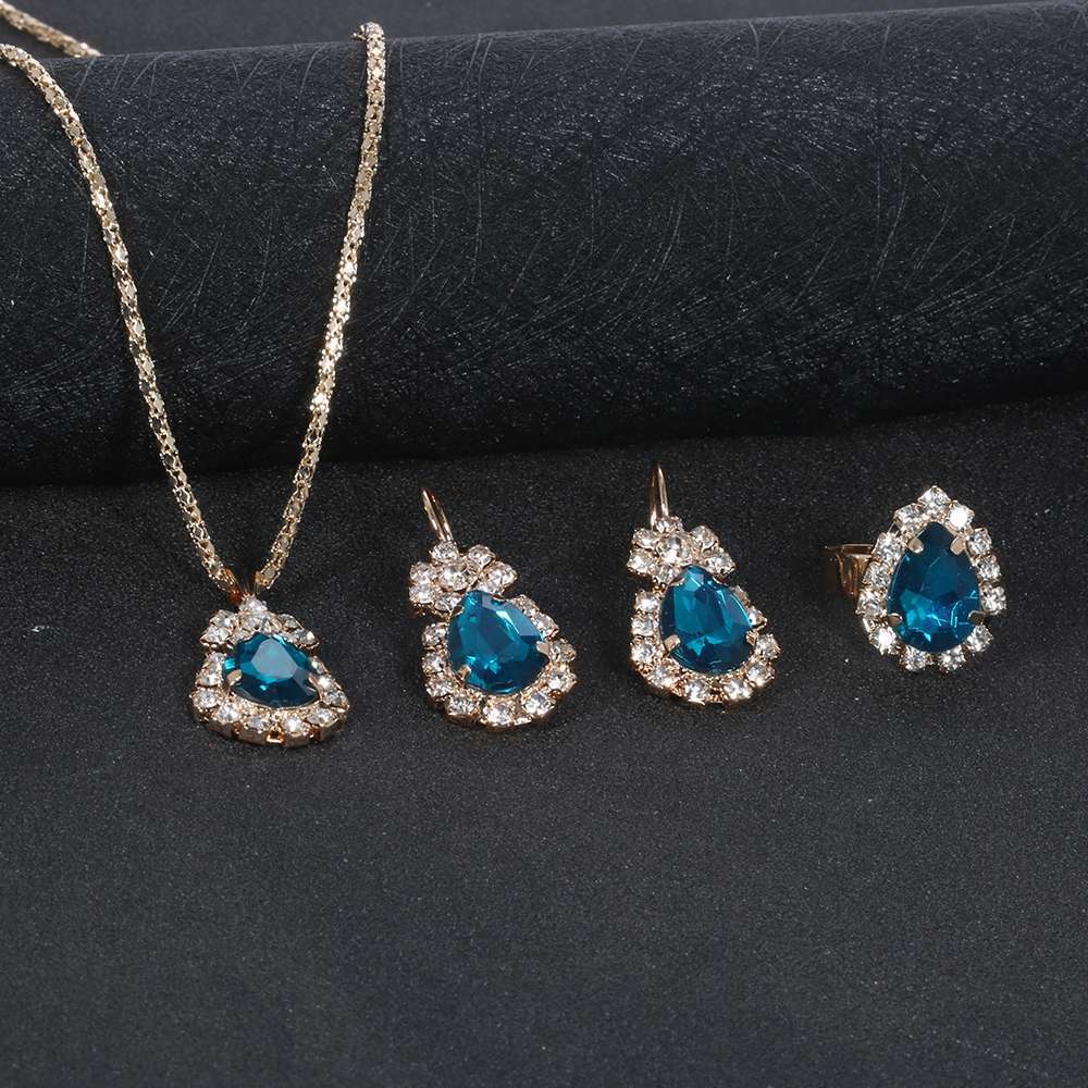 Charming Set for Any Occasion