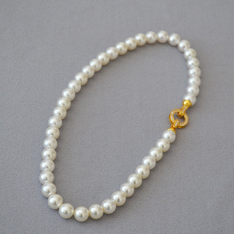 Charming Pearl Necklace for Any Occasion