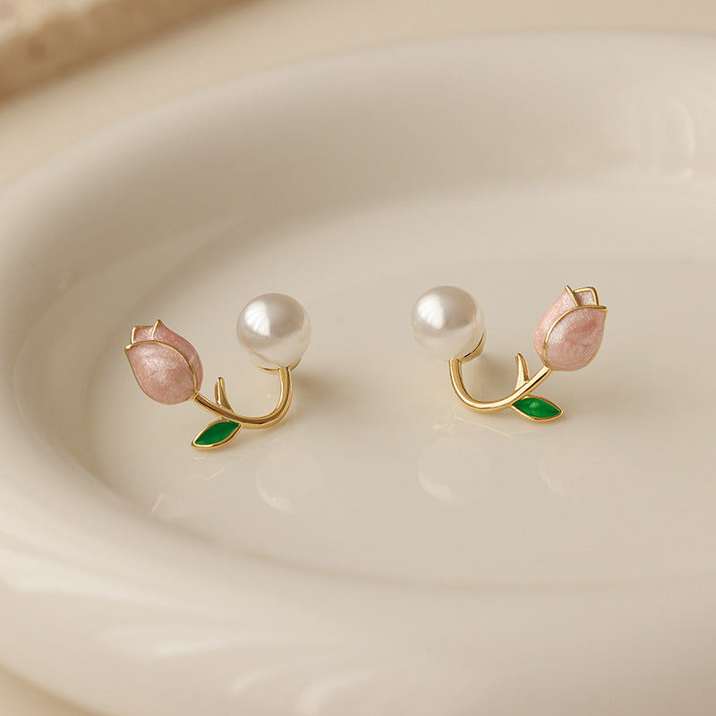 Classic Earring with Timeless Appeal