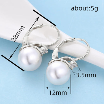 Romantic Pearl Earring for Special Moments