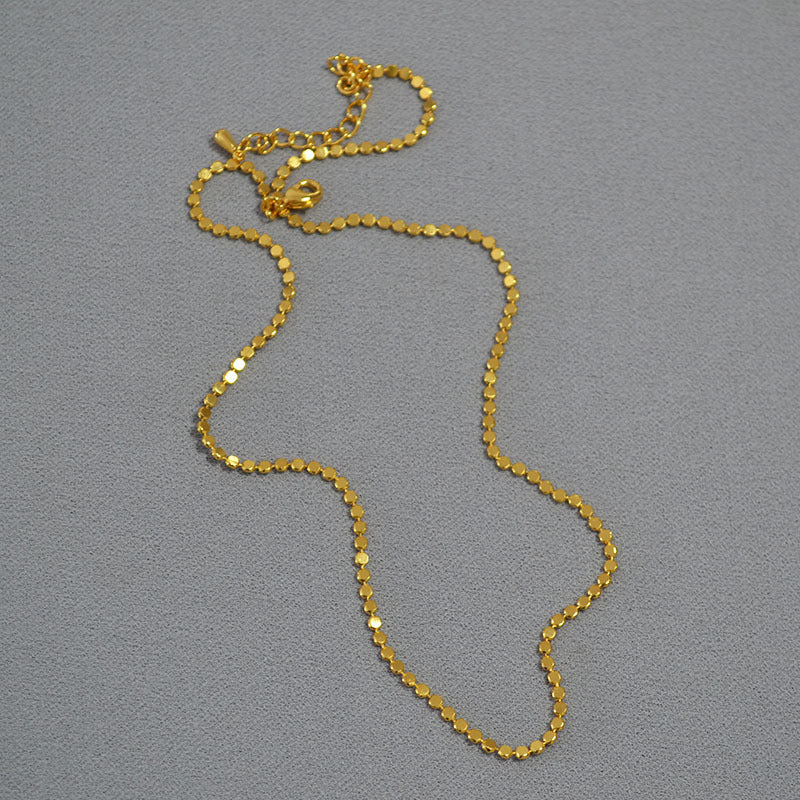 Beautiful Gold Necklace with Unique Style