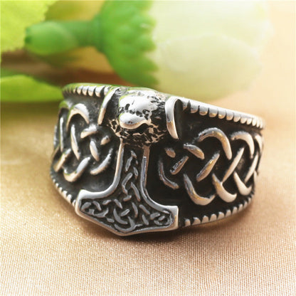 Classic Ring with Timeless Appeal