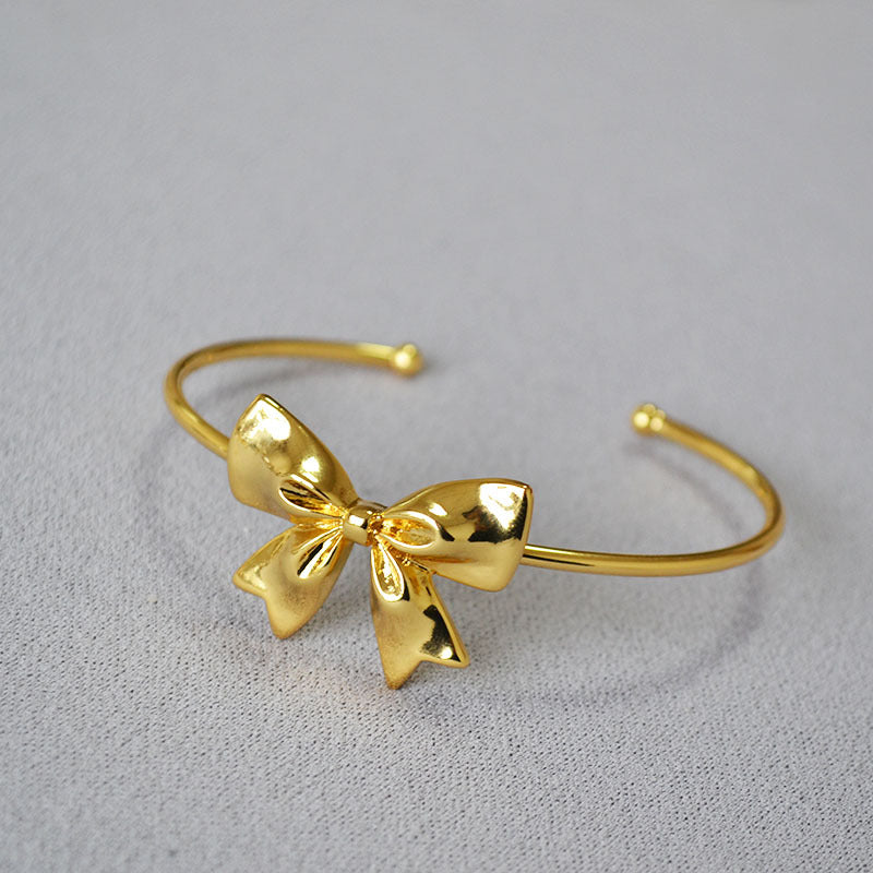 Delicate Artisan Gold Bracelet
