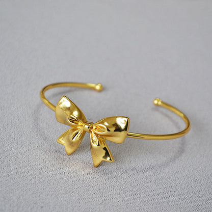 Delicate Artisan Gold Bracelet