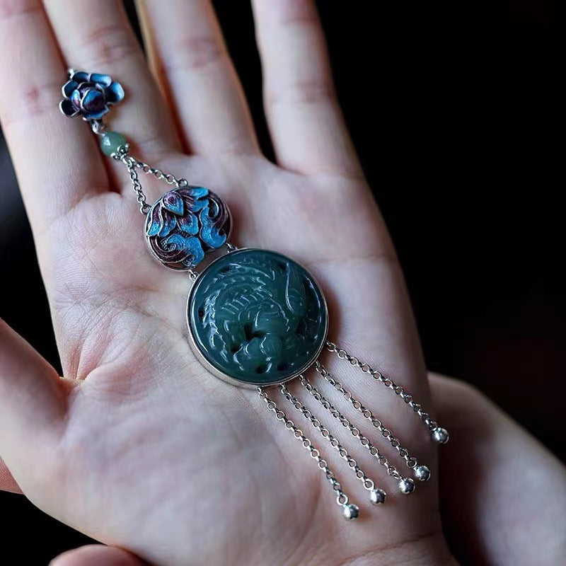 Classic Pendant with Timeless Appeal