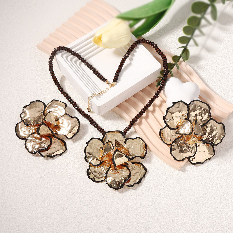 Beautiful Necklace with Unique Style