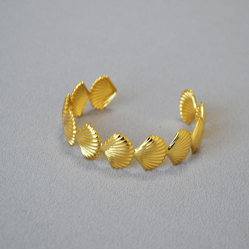 Delicate Artisan Gold Bracelet