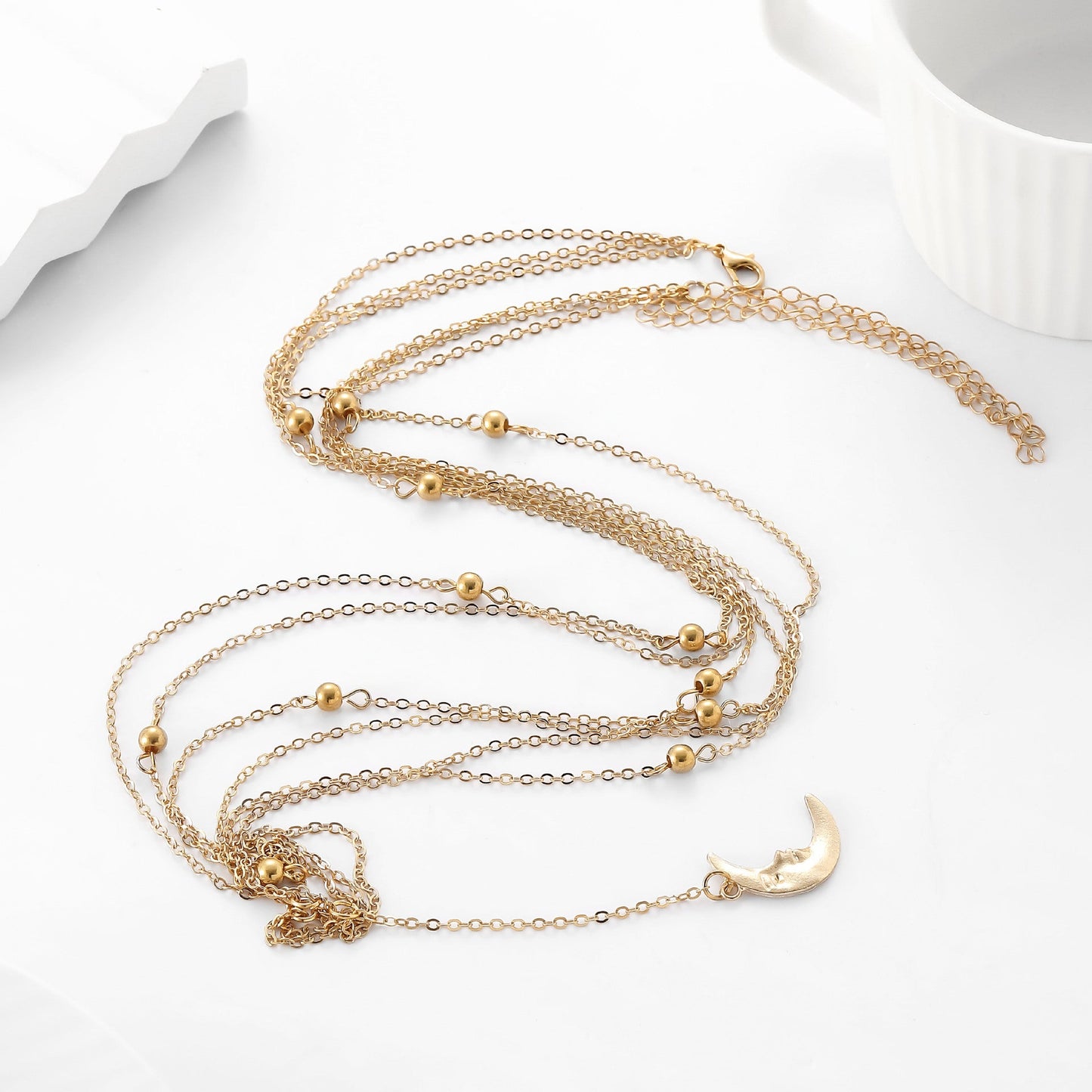 Romantic Gold Pendant for Special Moments