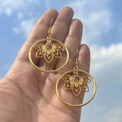 Classic Earring with Timeless Appeal