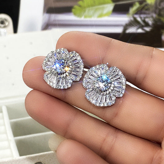 Stunning Earring for Daily Wear