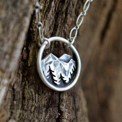 Elegant Silver Necklace for Every Occasion