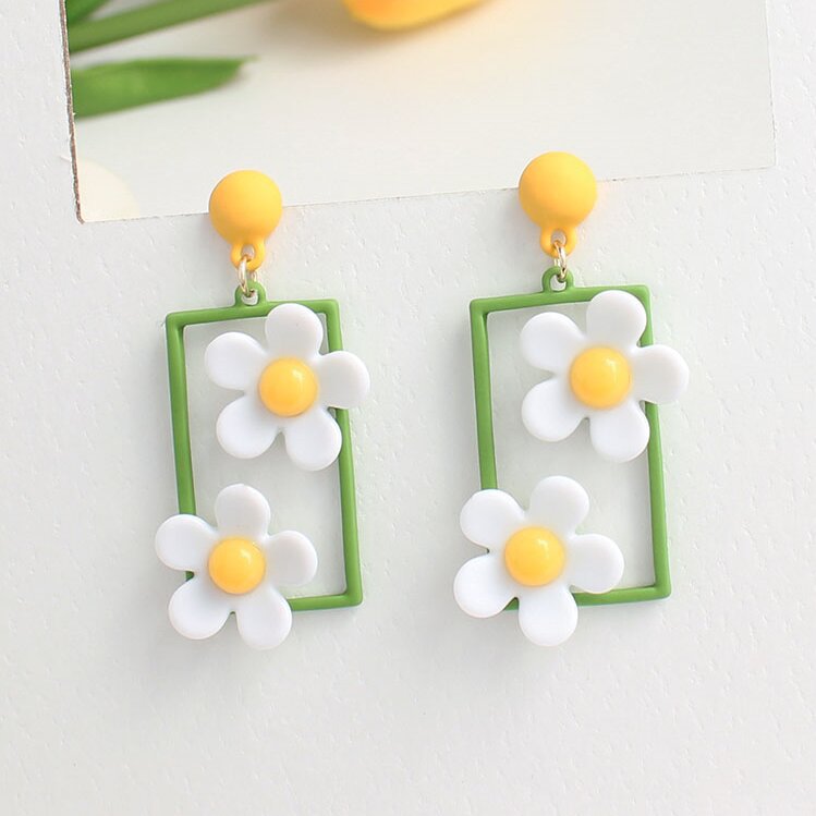 Beautiful Earring with Unique Style