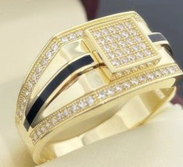 Classic Gold Ring with Timeless Appeal