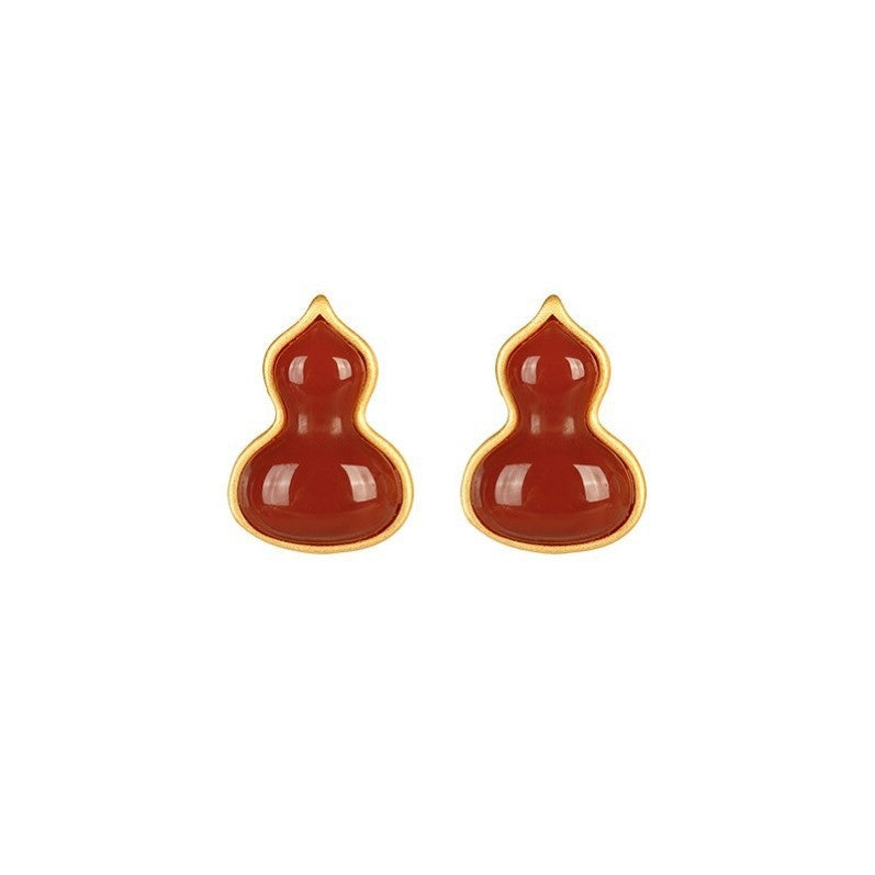 Romantic Silver Earring for Special Moments
