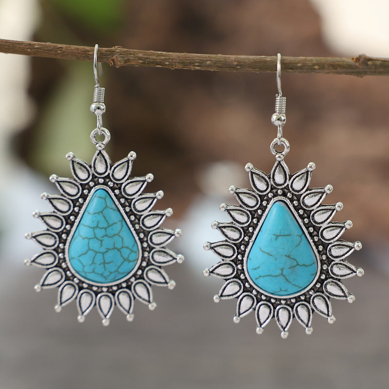 Charming Earring for Any Occasion