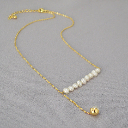 Classic Pearl Necklace with Timeless Appeal