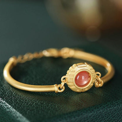 Charming Silver Bracelet for Any Occasion