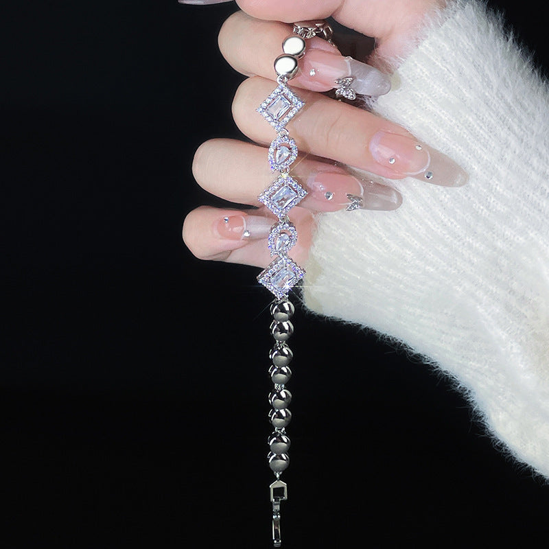 Beautiful Bracelet with Unique Style