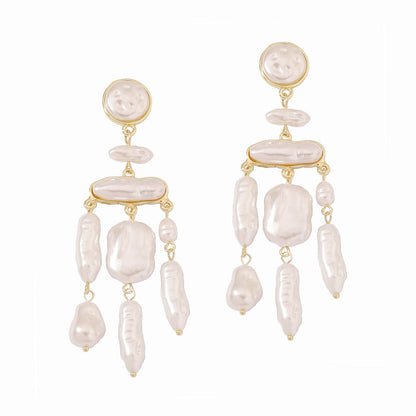 Romantic Pearl Earring for Special Moments