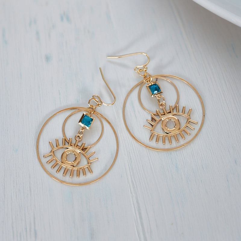 Charming Earring for Any Occasion