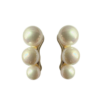 Stunning Pearl Earring for Daily Wear