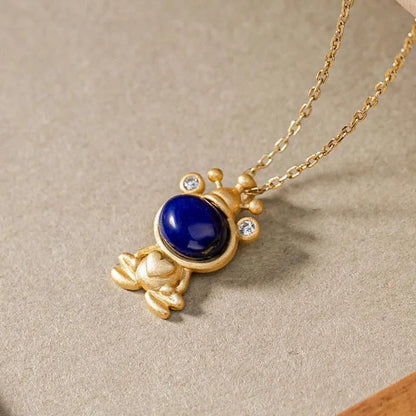 Beautiful Silver Necklace with Unique Style