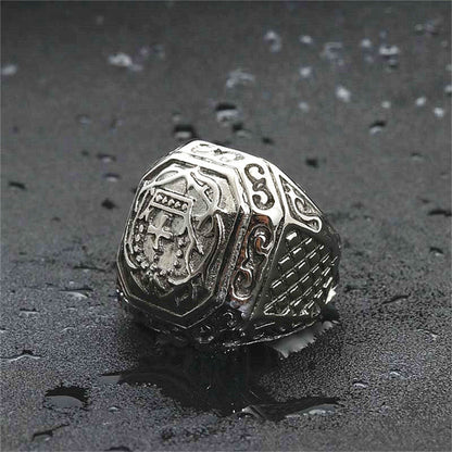 Classic Ring with Timeless Appeal